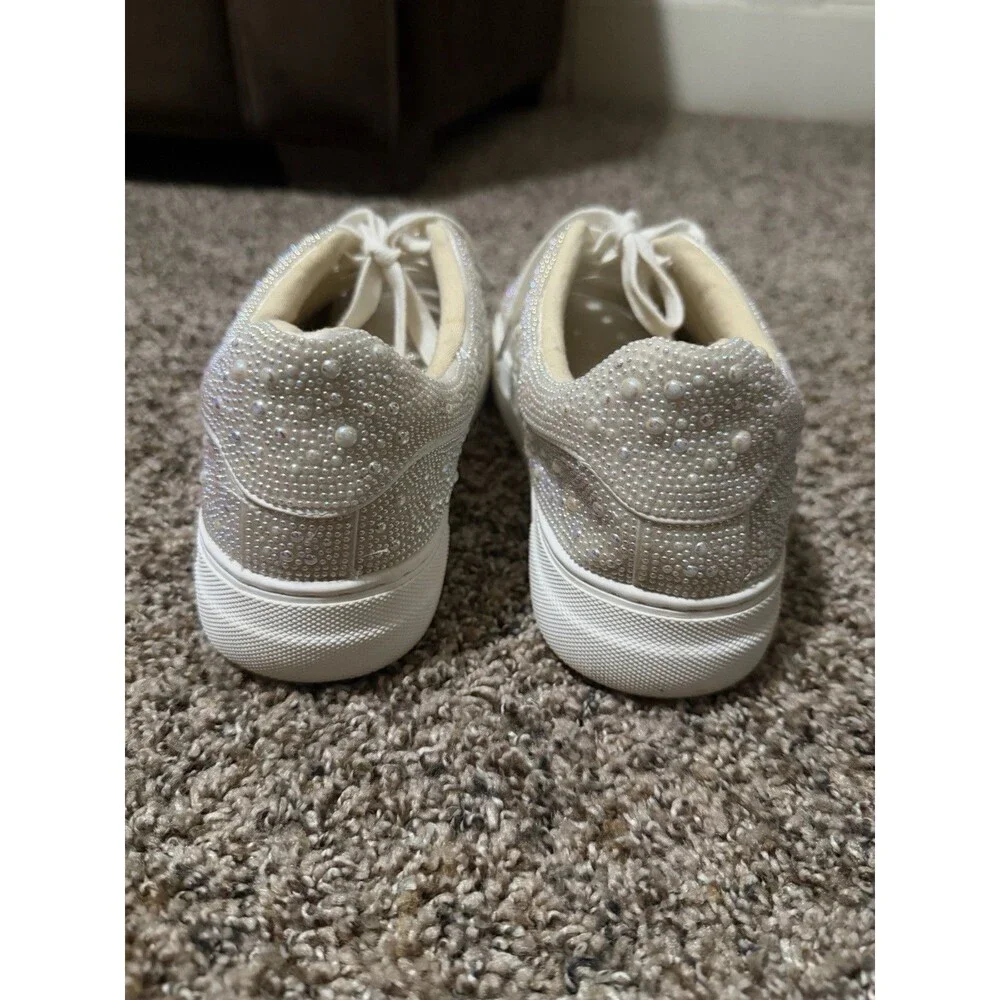 Betsey Johnson Sidny Pearl Rhinestone Platform Sneakers White Women’s Size 8